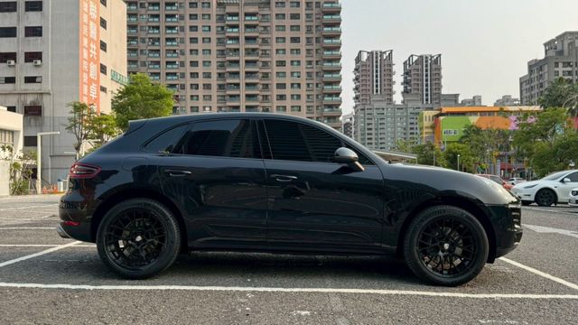 總代理 跑少 全車黑武士  第5張相片