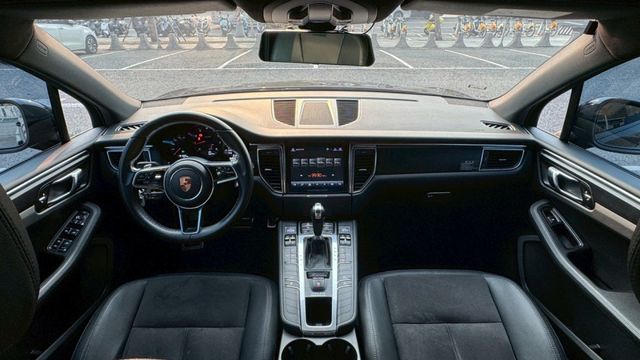 總代理 跑少 全車黑武士  第9張相片