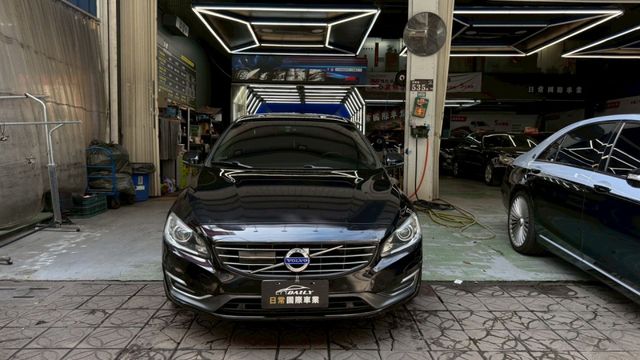 安全性極佳 動力十足 全車打蠟完畢  第2張相片