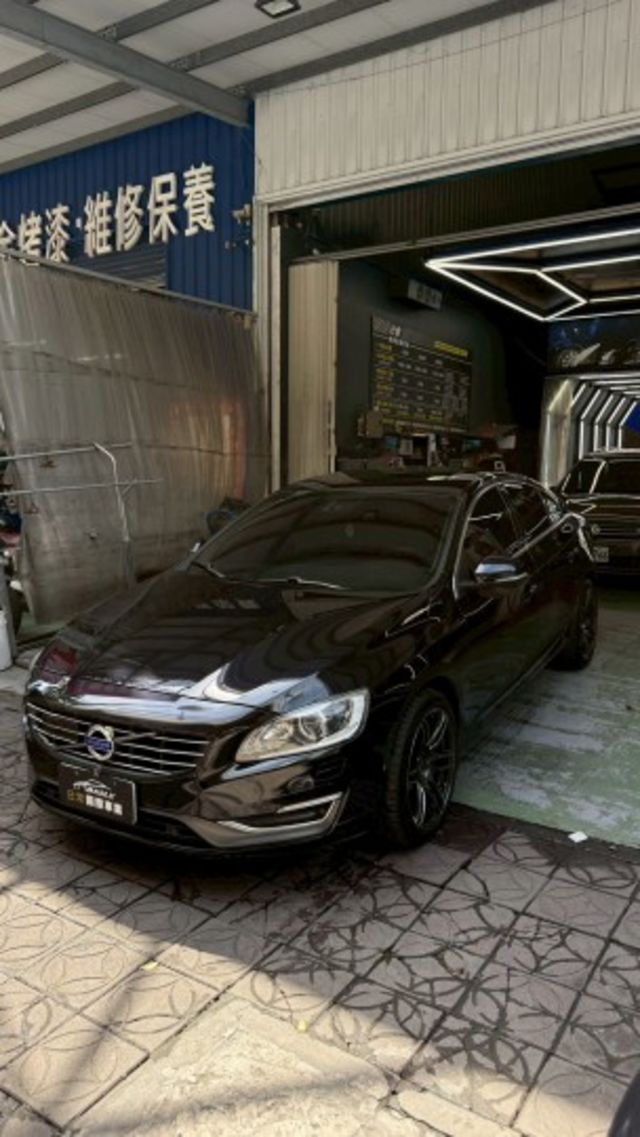 安全性極佳 動力十足 全車打蠟完畢  第4張相片
