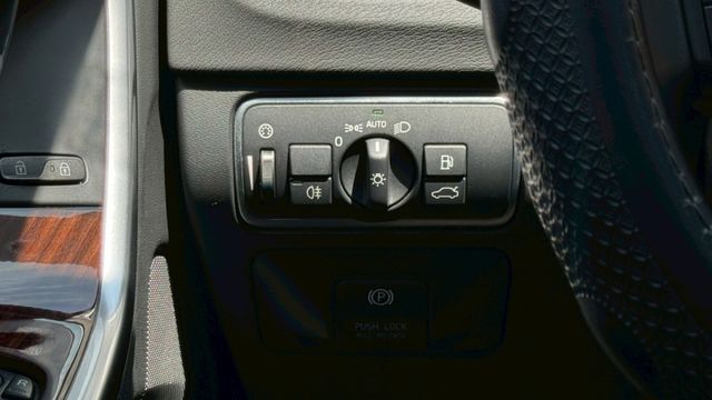 安全性極佳 動力十足 全車打蠟完畢  第16張相片