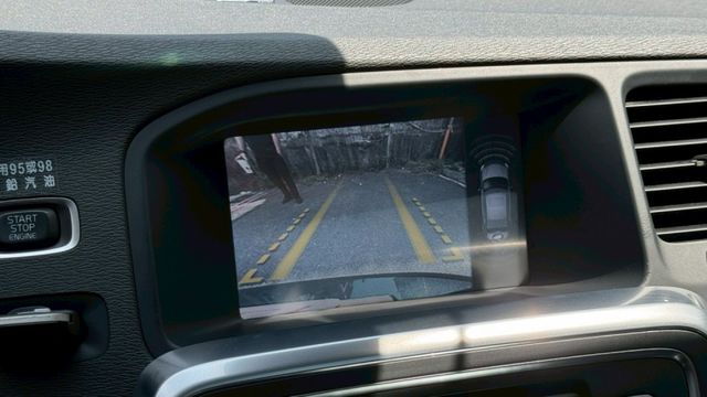 安全性極佳 動力十足 全車打蠟完畢  第20張相片
