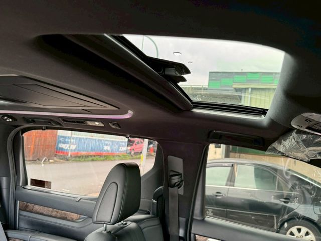 ALPHARD  第13張相片