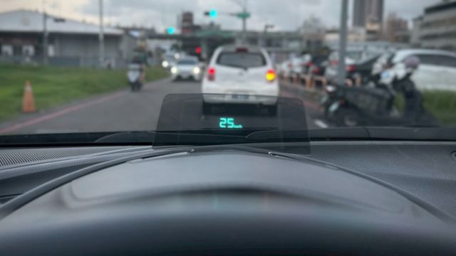 頂級型2.0 自然進氣養護相對單純、開起來線性  第19張相片