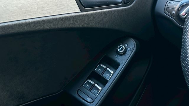 白色/跑少/熱門旅行車  第18張相片