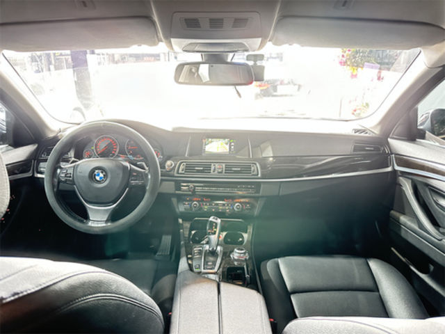 BMW寶馬 520D  第5張相片