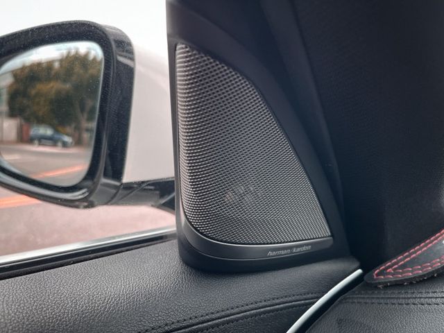 G31 520d touring M-sport  HK音響、無線充電版  第10張相片