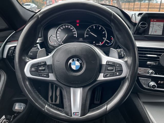 G31 520d touring M-sport  HK音響、無線充電版  第12張相片