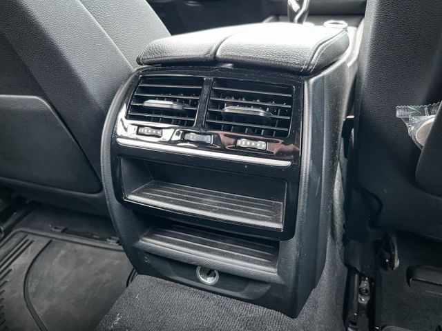 G31 520d touring M-sport  HK音響、無線充電版  第13張相片