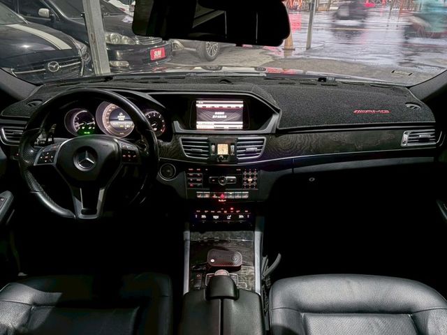 E-CLASS W212  第3張相片
