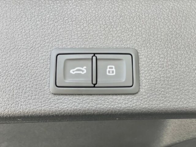 AUDI奧迪 Q2 35 TFSI  第16張相片