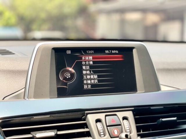 BMW寶馬 X1  第8張相片