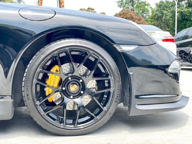 PORSCHE保時捷 911  第16張相片