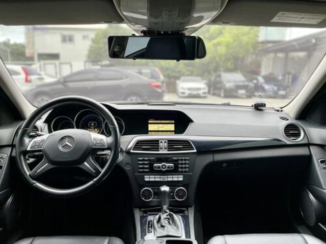 M-BENZ賓士 C180  第6張相片