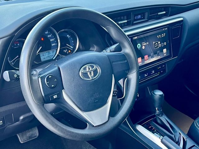 TOYOTA豐田 ALTIS  第6張相片