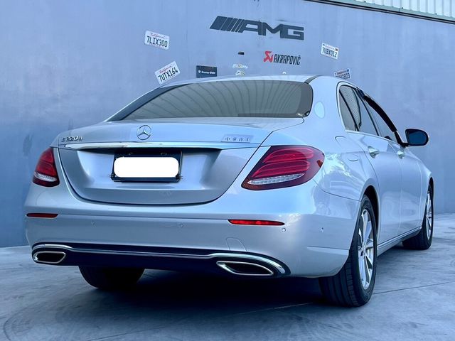 M-BENZ賓士 E220D  第4張相片