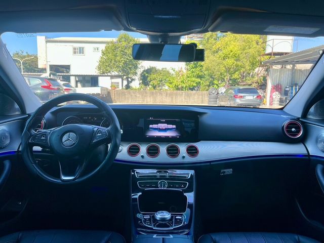 M-BENZ賓士 E220D  第8張相片