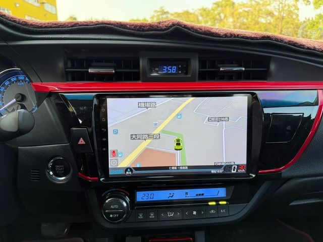 TOYOTA豐田 ALTIS  第5張相片