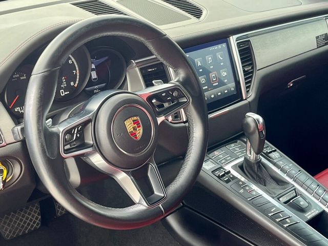 PORSCHE保時捷 MACAN TURBO  第11張相片