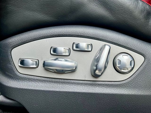 PORSCHE保時捷 MACAN TURBO  第31張相片
