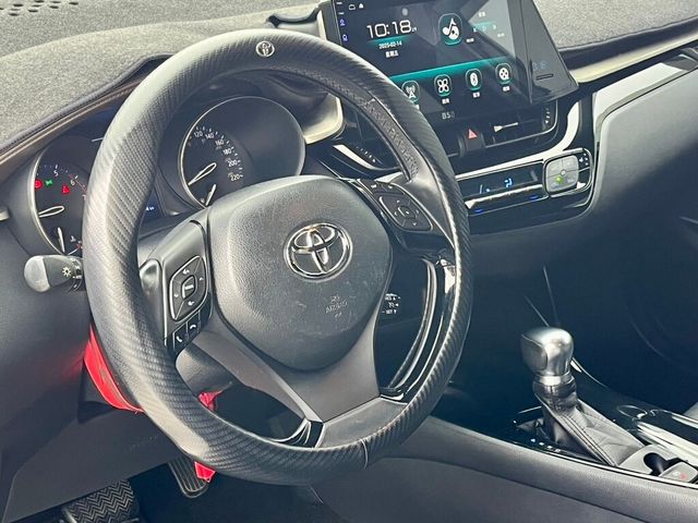 TOYOTA豐田 C-HR  第11張相片