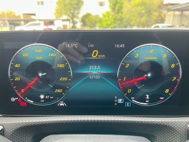 M-BENZ賓士 CLA250  第11張相片