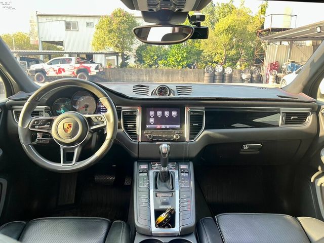 PORSCHE保時捷 MACAN S  第8張相片