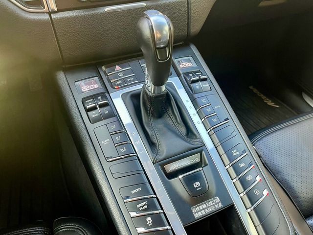PORSCHE保時捷 MACAN S  第13張相片