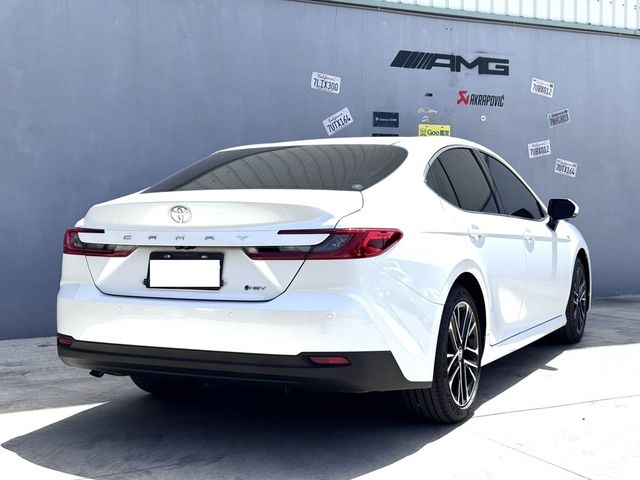 TOYOTA豐田 CAMRY HYBRID  第4張相片