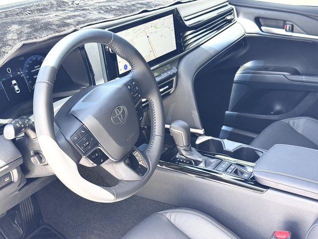 TOYOTA豐田 CAMRY HYBRID  第6張相片