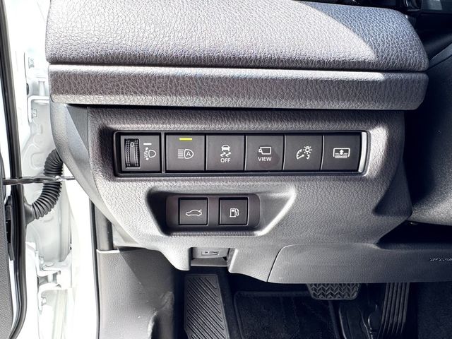 TOYOTA豐田 CAMRY HYBRID  第13張相片