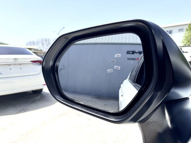 TOYOTA豐田 CAMRY HYBRID  第16張相片