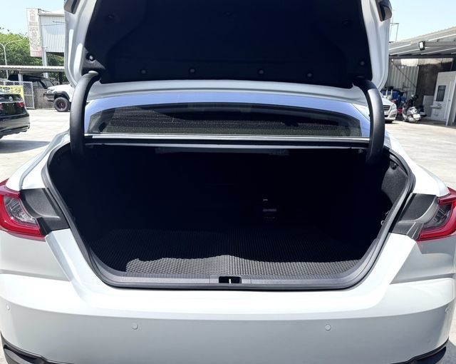 TOYOTA豐田 CAMRY HYBRID  第20張相片