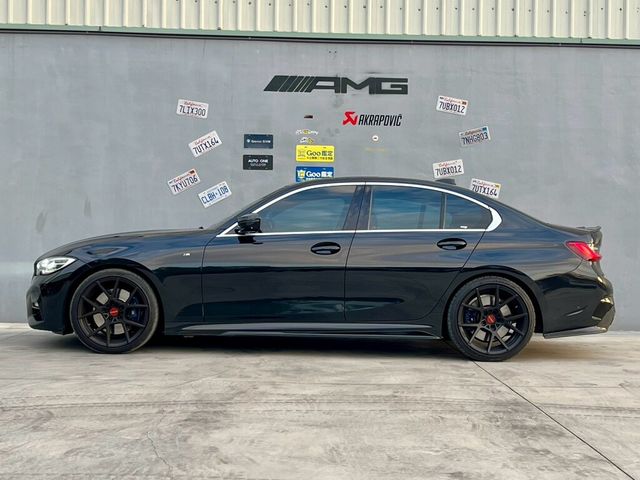 BMW寶馬 330I M SPORT  第3張相片