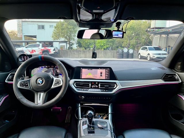 BMW寶馬 330I M SPORT  第8張相片