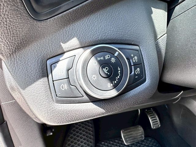FORD福特 KUGA  第14張相片