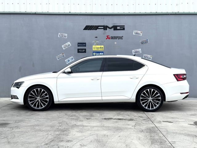 SKODA司科達 SUPERB  第3張相片
