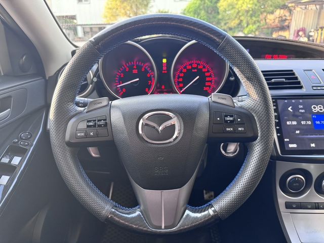 MAZDA馬自達 MAZDA 3  第10張相片