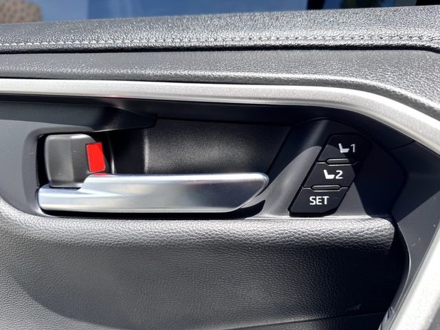 TOYOTA豐田 RAV4  第13張相片