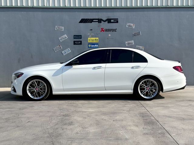 M-BENZ賓士 E300  第3張相片