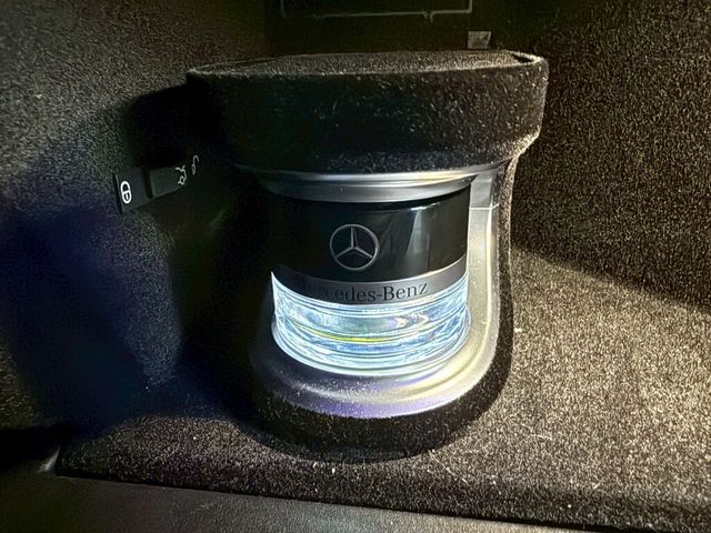 M-BENZ賓士 E300  第17張相片