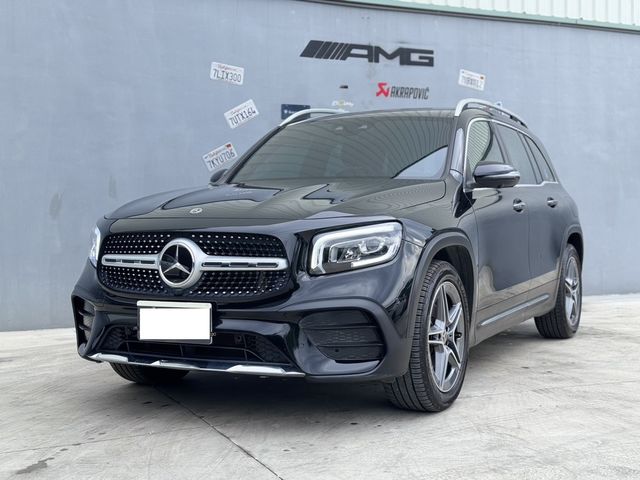 M-BENZ賓士 GLB200  第2張相片
