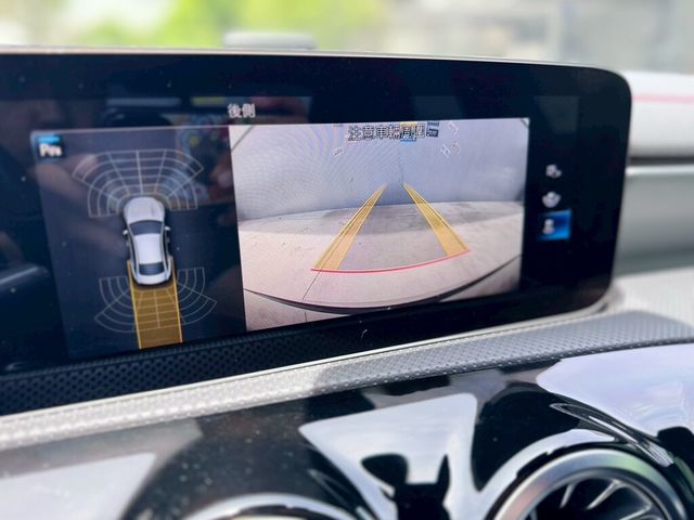 M-BENZ賓士 CLA250  第13張相片