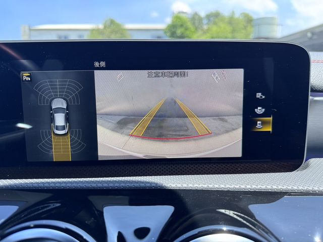 M-BENZ賓士 CLA250  第11張相片
