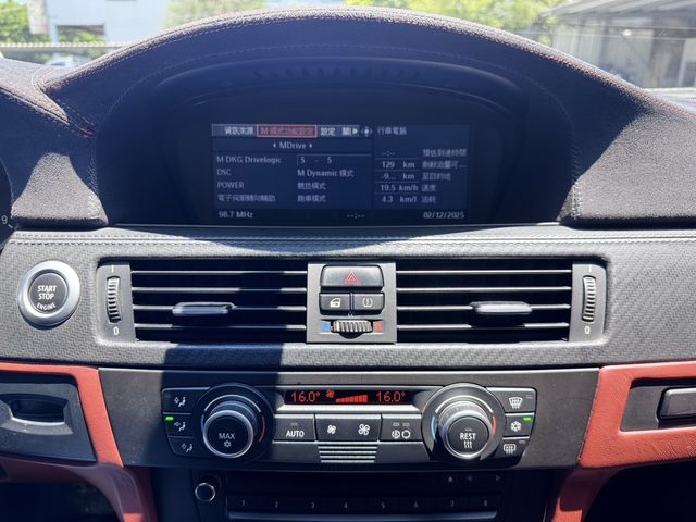 BMW寶馬 M3  第10張相片