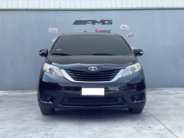 TOYOTA豐田 SIENNA  第1張相片