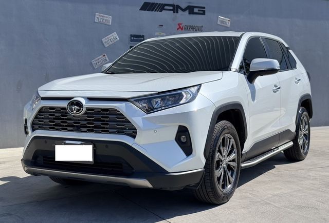 TOYOTA豐田 RAV4  第2張相片