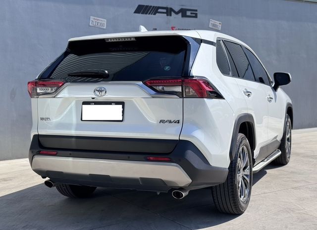 TOYOTA豐田 RAV4  第4張相片