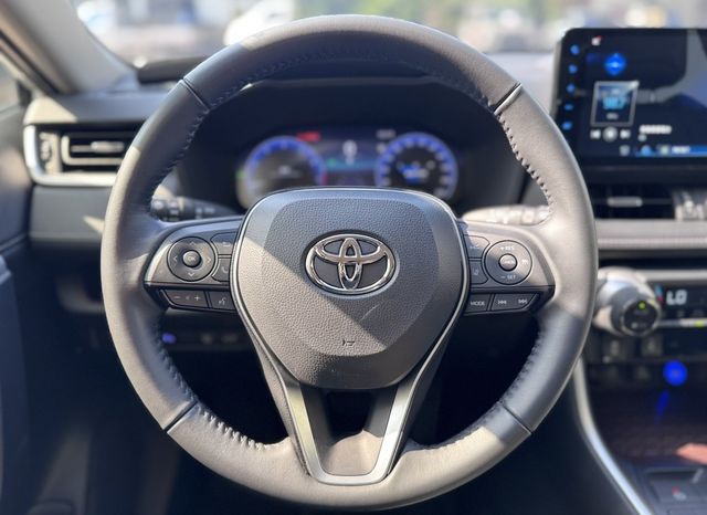 TOYOTA豐田 RAV4  第8張相片