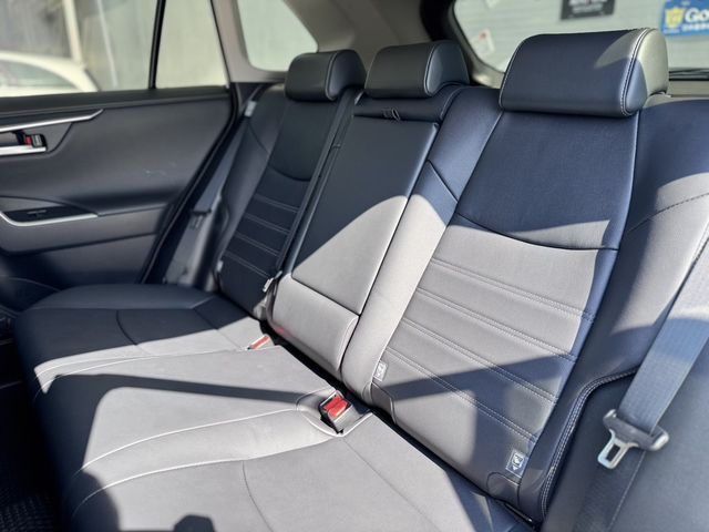 TOYOTA豐田 RAV4  第13張相片